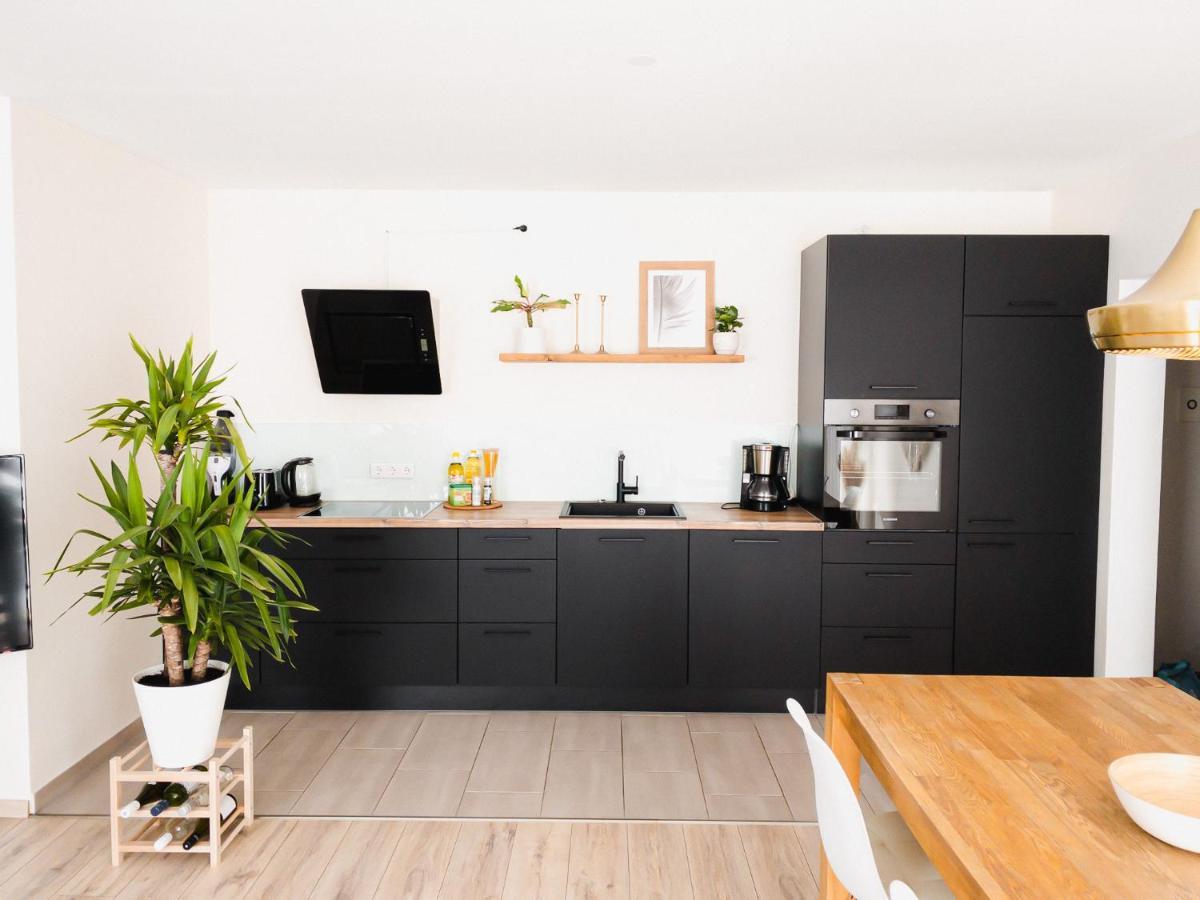Exklusiv 72Qm Fewo Im Herzen Detmolds, Terrasse Und Kostenloser Parkplatz Exterior foto